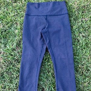 Lululemon leggings size 6
